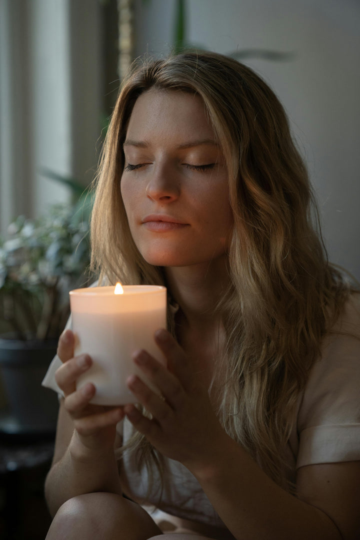 Guía de Velas y Rituales Cēra: El Mapa para tu Autoconocimiento y Sanación Interior